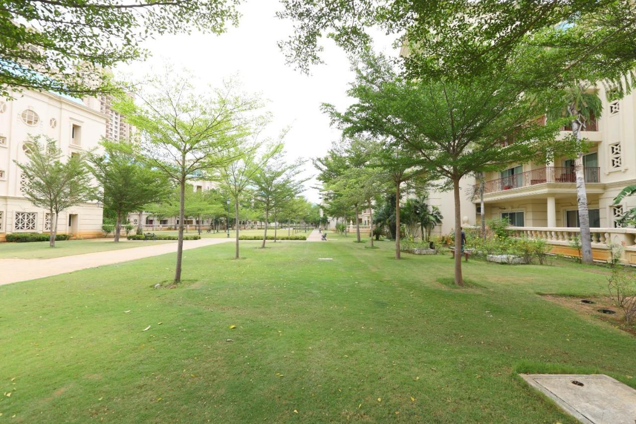 Hotel Oyo 6954 The Lawns Oragadam Extérieur photo
